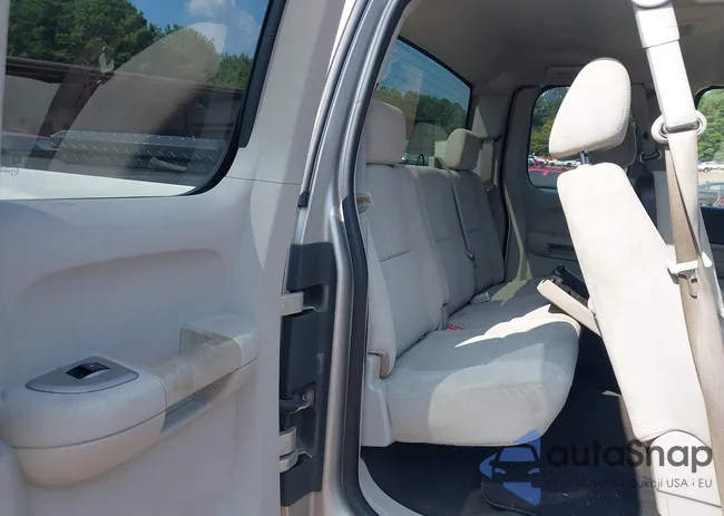 2GCEC19C671625176: 43046539