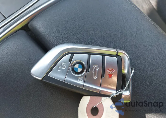 WBAGV4C04LCD10884: 43046647