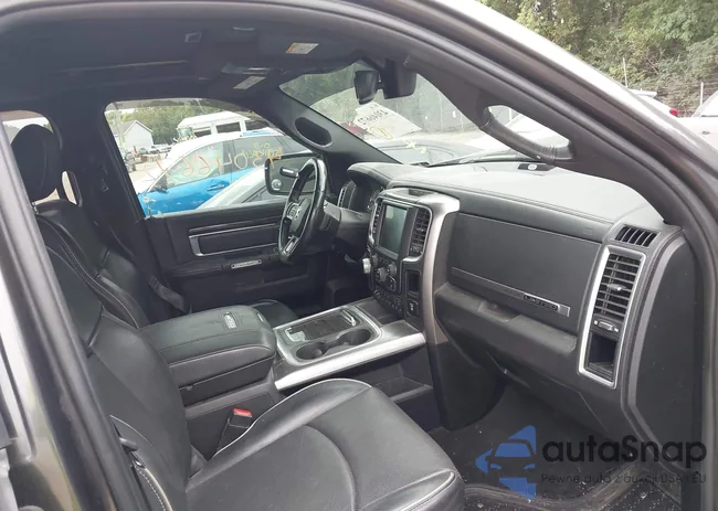 1C6RR7PTXJS182194: 43046672