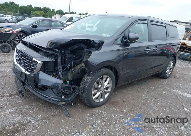 KNDMB5C13M6665104: 43046732