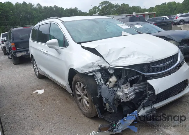 2C4RC1BG5HR523059: 43046794