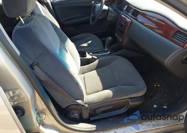 2G1WB58K081304963: 43045940