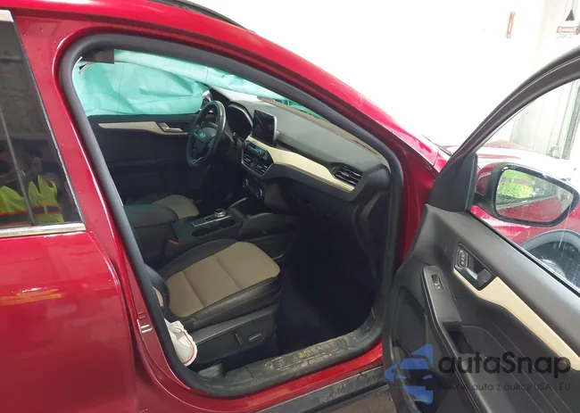 1FMCU9DZ6NUA58706: 43046053