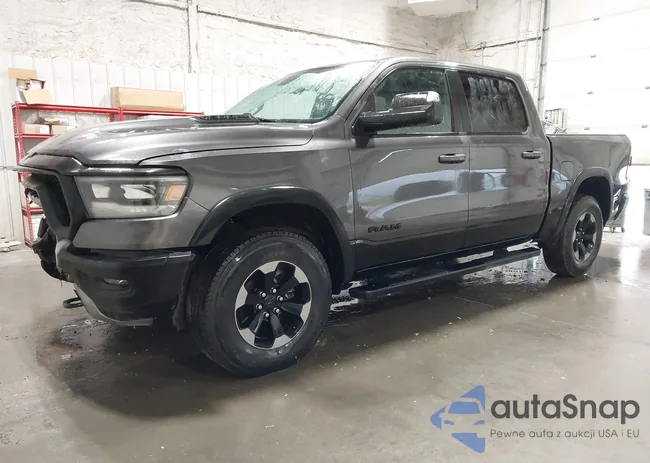 1C6SRFLT8LN257946: 43046060