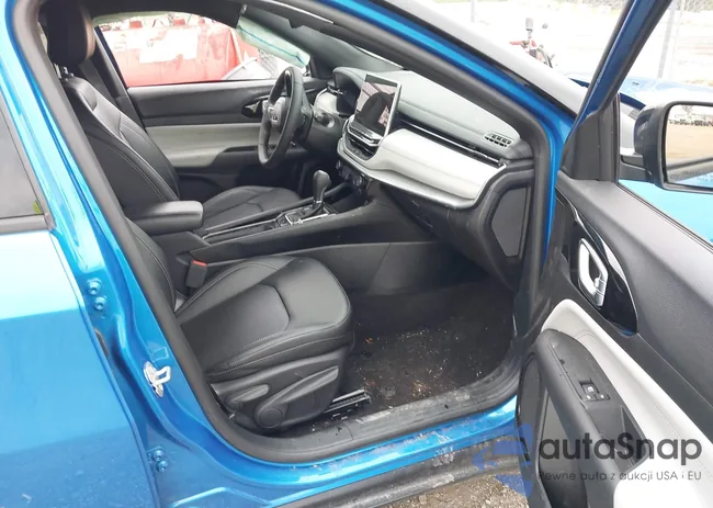 3C4NJDCN8ST503542: 43046148