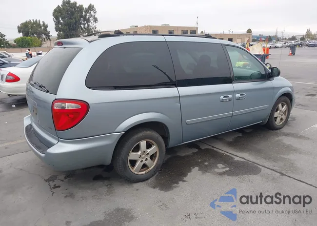 2D4GP44L75R500856: 43046149