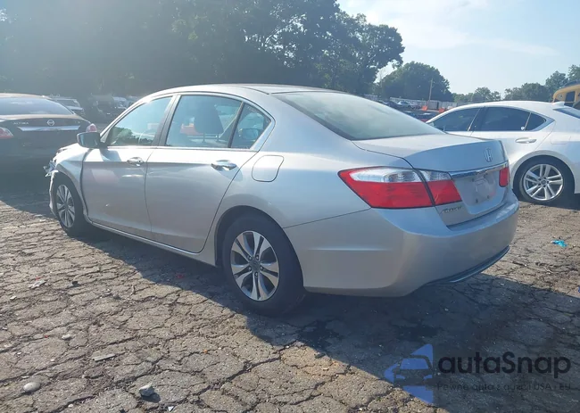 1HGCR2F30EA064266: 43047536