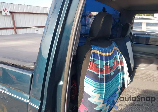 1FTDF15Y0RNB37637: 43047586