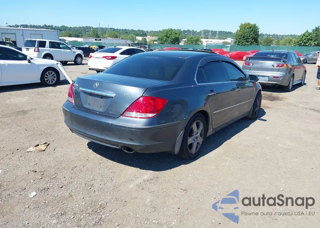 JH4KB16647C002961: 43047593