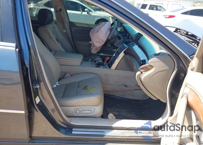 JH4KB16647C002961: 43047593