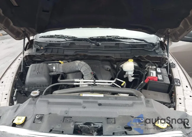 1D3HV18TX9S745355: 43047670