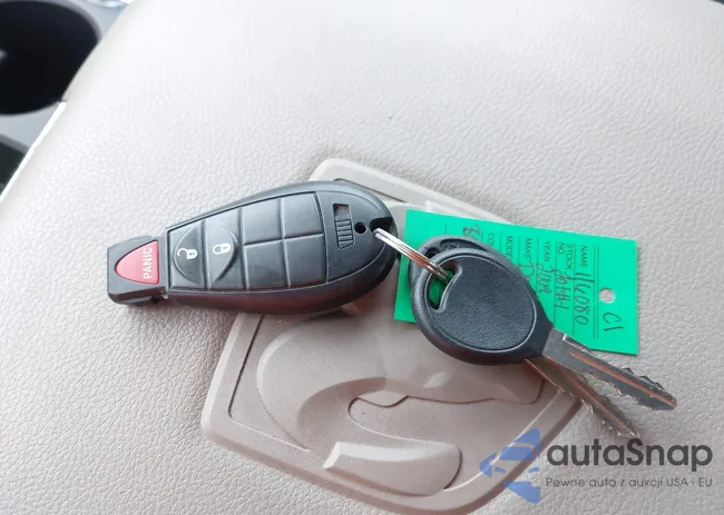 1D3HV18TX9S745355: 43047670