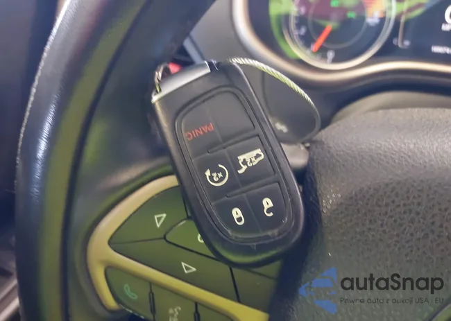 1C4PJLCS7GW307716: 43047694