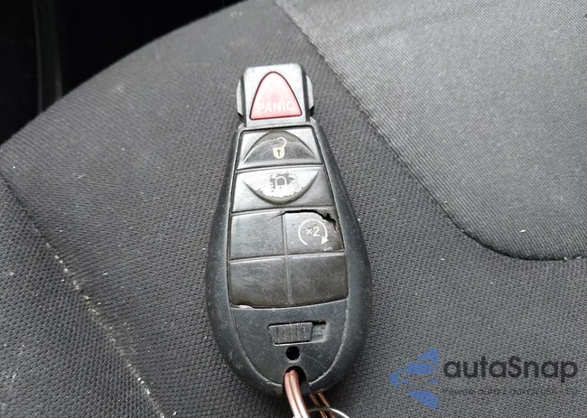 1C4PJLCB0JD544986: 43047809