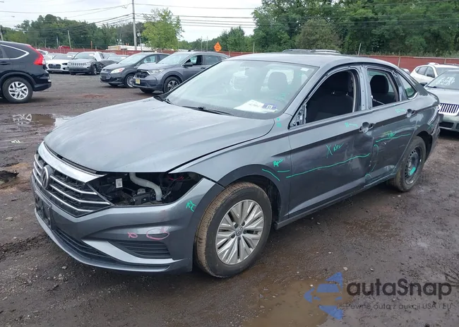 3VWC57BU8KM258626: 43047100