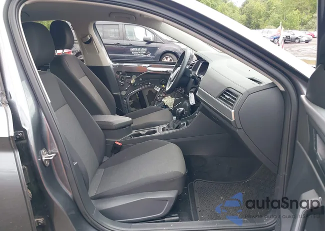 3VWC57BU8KM258626: 43047100