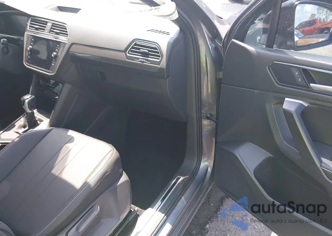 3VVCB7AX2RM212440: 43047174