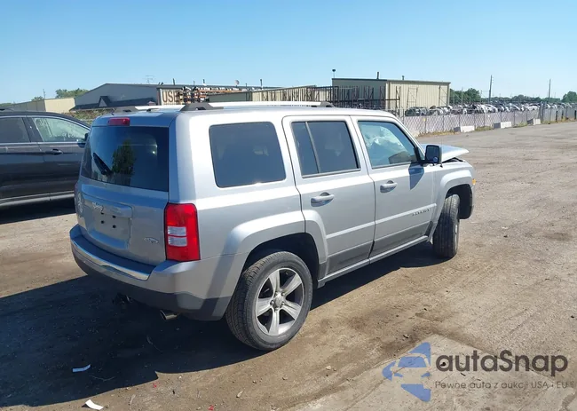 1C4NJRFB6HD210526: 43048370