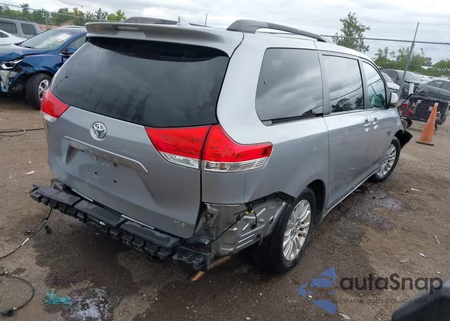 5TDYK3DC5BS168946: 43048383