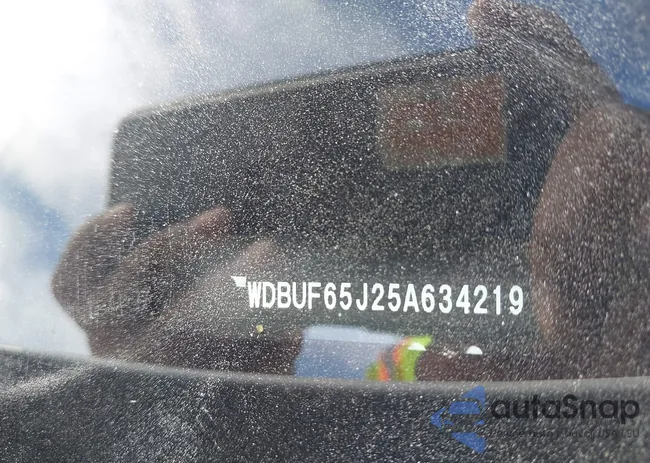 WDBUF65J25A634219: 43048444