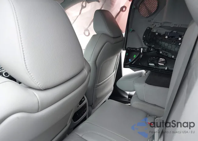 5J8YD4H37LL036138: 43048601