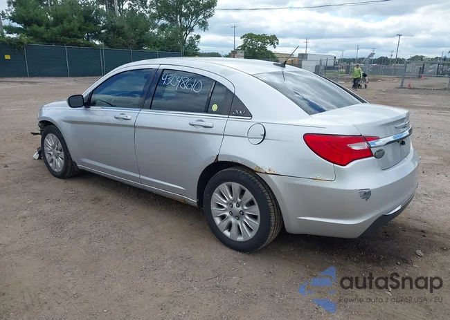 1C3CCBAB8CN318928: 43048610