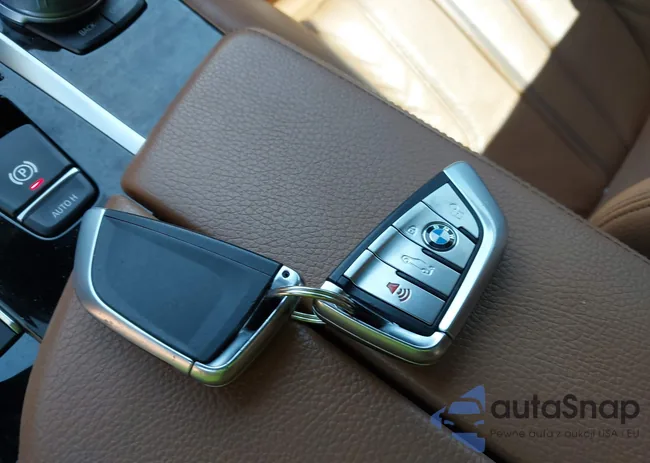 WBAJR7C02LCD68147: 43048674