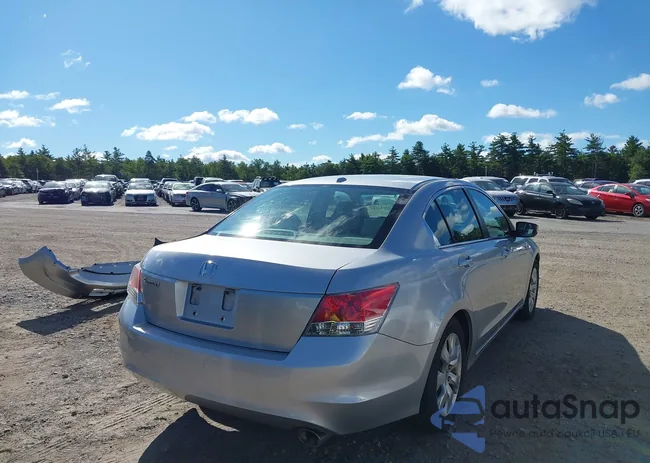 1HGCP2F85AA006309: 43048712