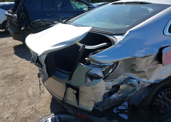 1G1ZD5ST9NF175215: 43048748