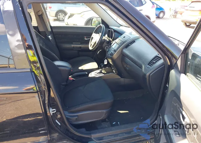 KNDJT2A60C7404292: 43047960