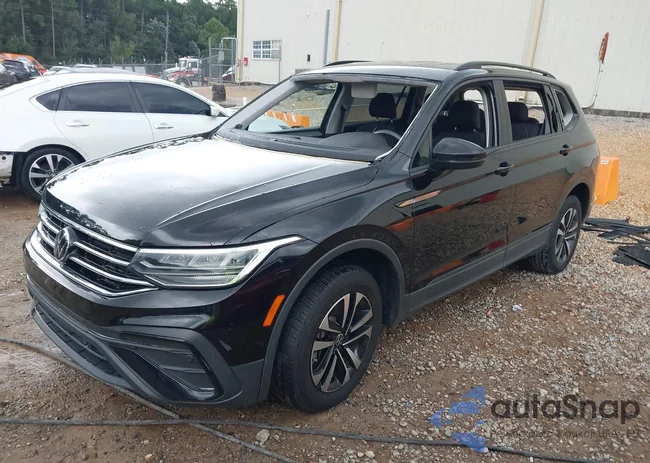 3VV1B7AX2NM037639: 43048055