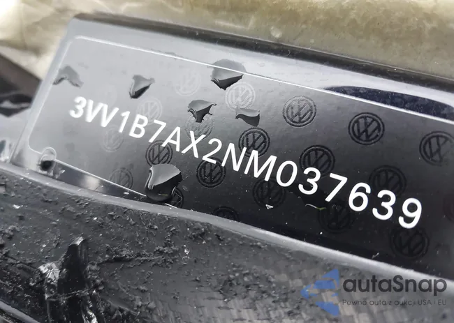 3VV1B7AX2NM037639: 43048055