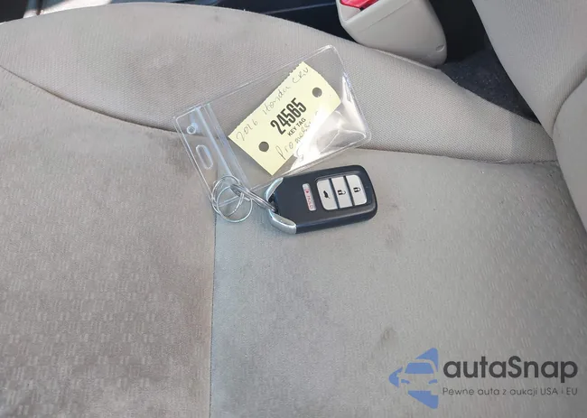 5J6RM4H58GL004948: 43048104