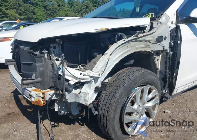 5J6RM4H58GL004948: 43048104