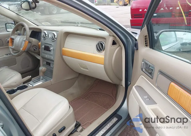 3LNHM28TX8R625384: 43048121