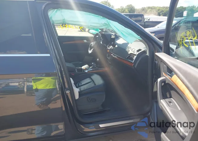 WA1BAAFY7M2066946: 43049341