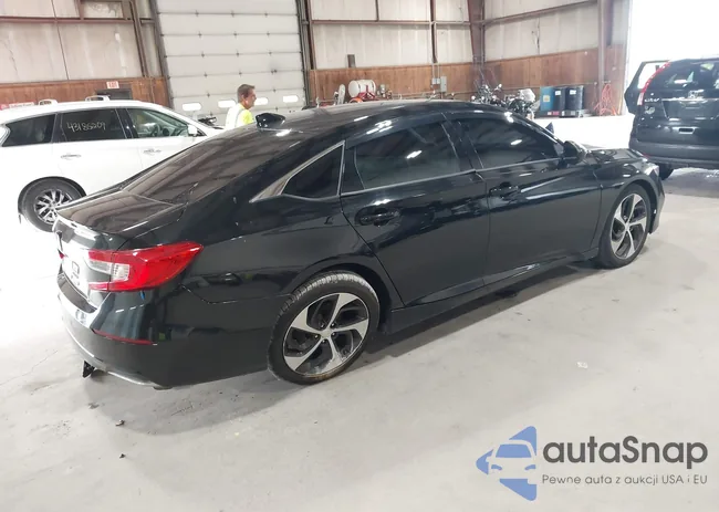 1HGCV1F15JA238184: 43049409