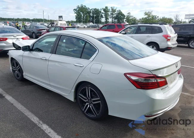 1HGCR2F50HA275800: 43049446