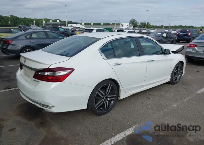 1HGCR2F50HA275800: 43049446