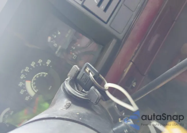 2GCEK14Z8L1237567: 43049510