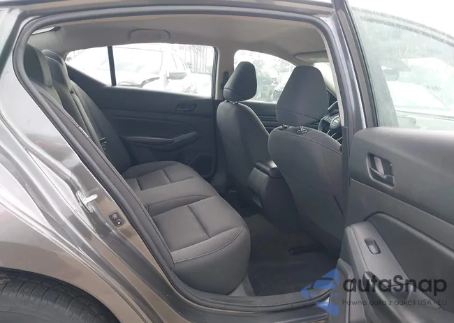 1N4BL4BV2PN387668: 43049704