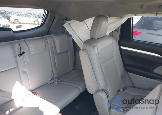 5TDKZRFH0HS208677: 43049773