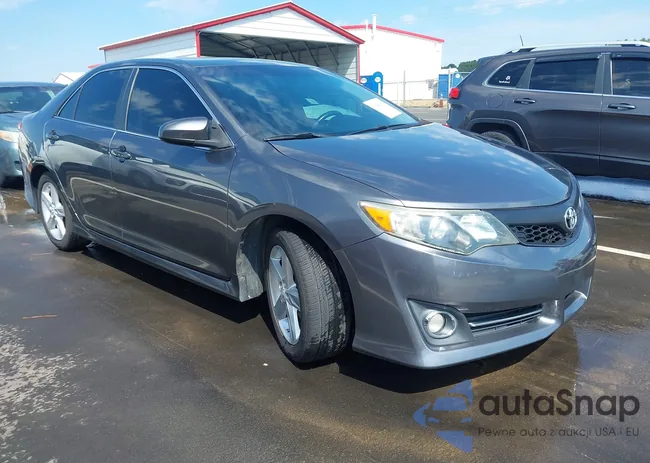 4T1BF1FKXCU196852: 43049810