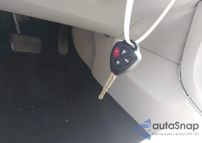 2T1BU4EEXCC791530: 43049833