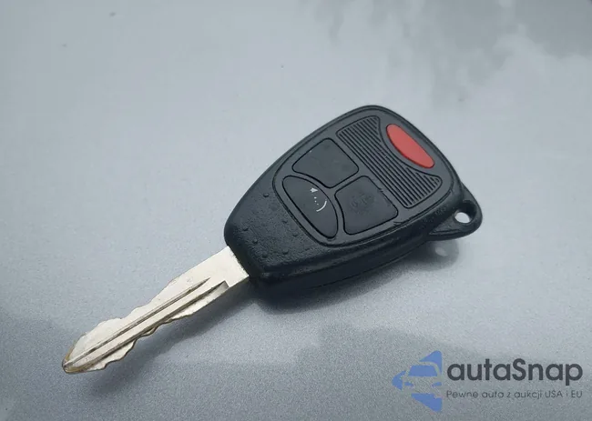 1C4NJDEB2GD651153: 43048915