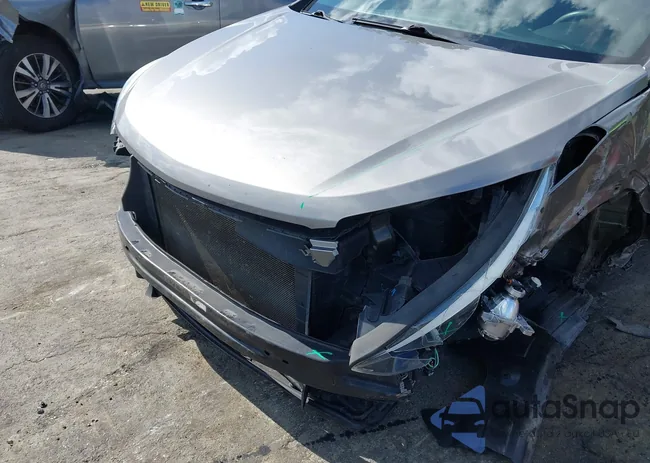 5NMZTDLB8JH079194: 43048959