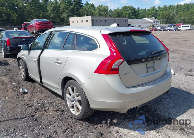 YV140MEKXH1332451: 43048979