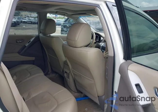 JN8AZ18W19W117996: 43049009