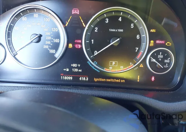 5UXWX9C33H0W76937: 43049025