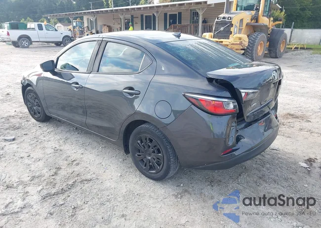 3MYDLBYVXKY502268: 43049056